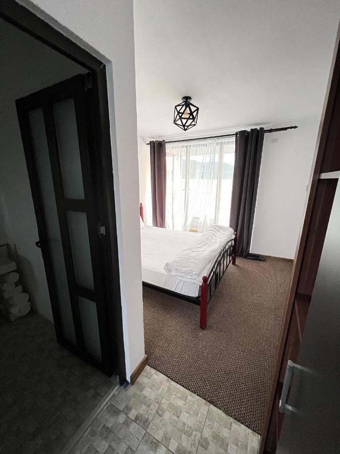 La Pescador Dd Hotel เบร์ซาสกา ภายนอก รูปภาพ