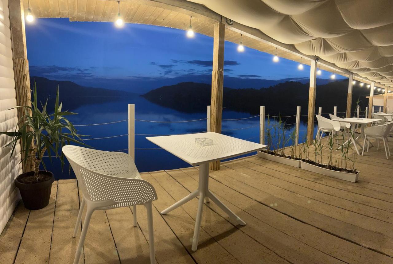 La Pescador Dd Hotel เบร์ซาสกา ภายนอก รูปภาพ
